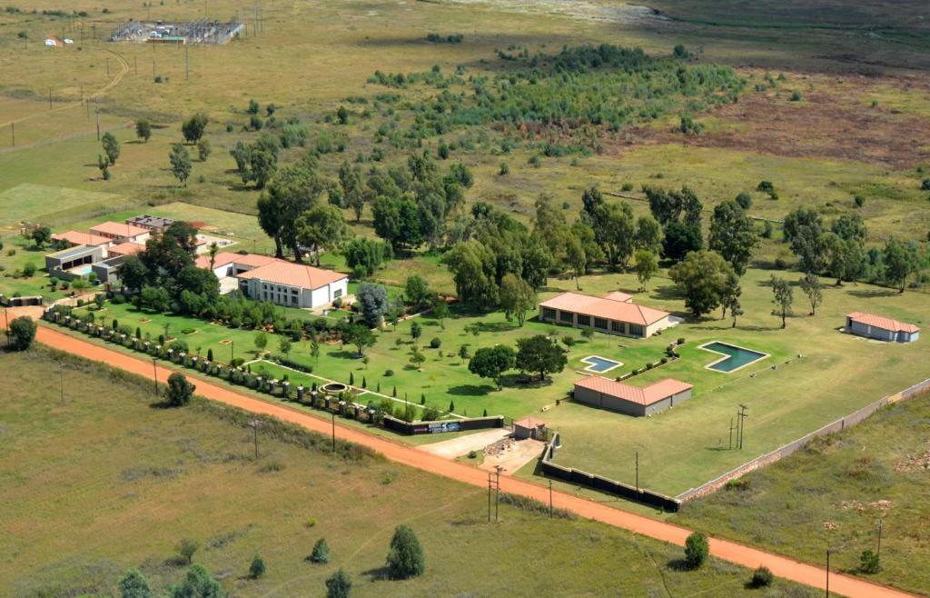 Sekgome Resort